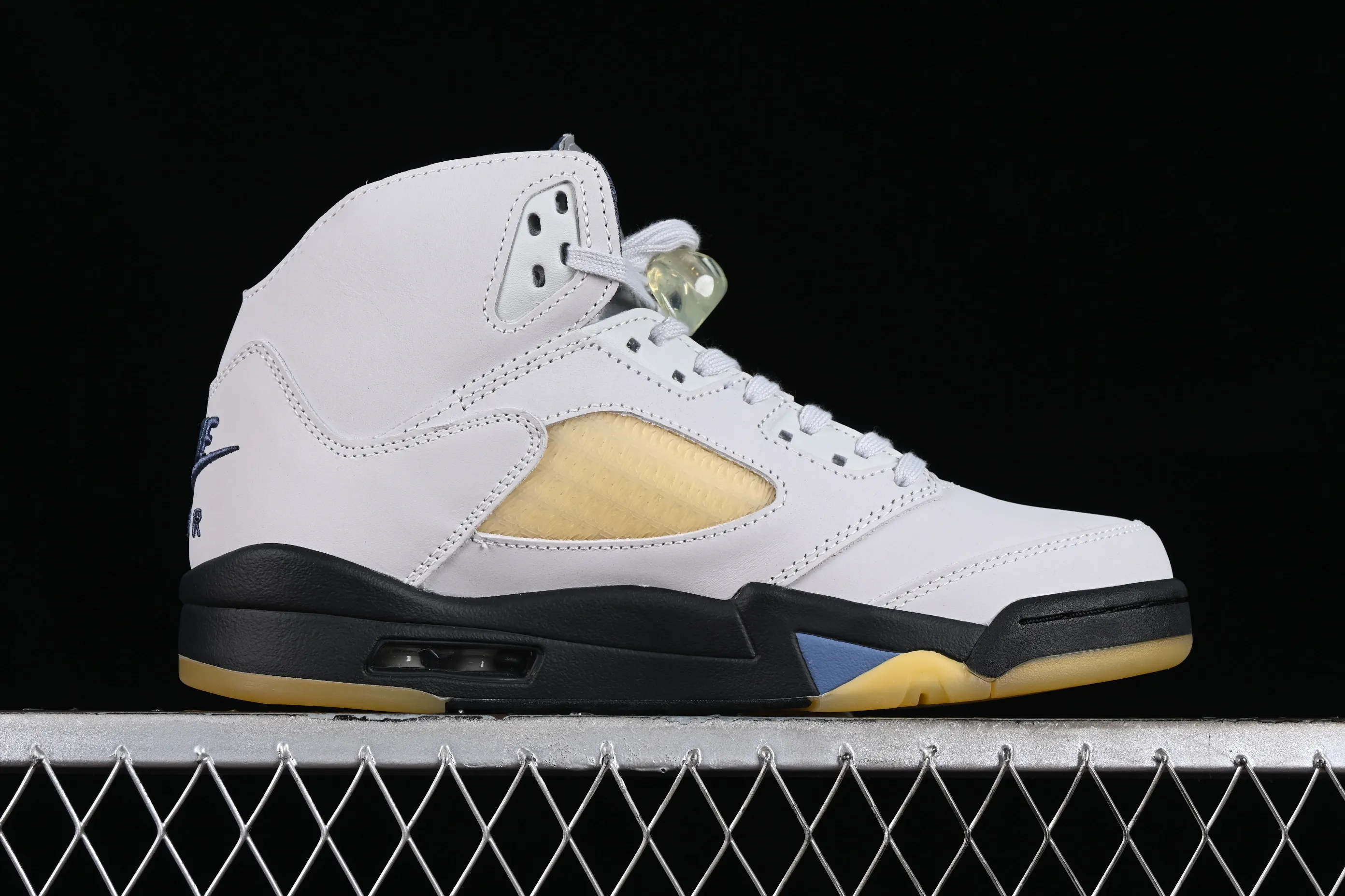 All categories Air Jordan Jordan series basketball shoes Air Jordan 5 pure original version A Ma Maniere x Air Jordan 5 Retro "Photon Dust" AJ5 Joe 5 light tooth white joint model FZ5758-004